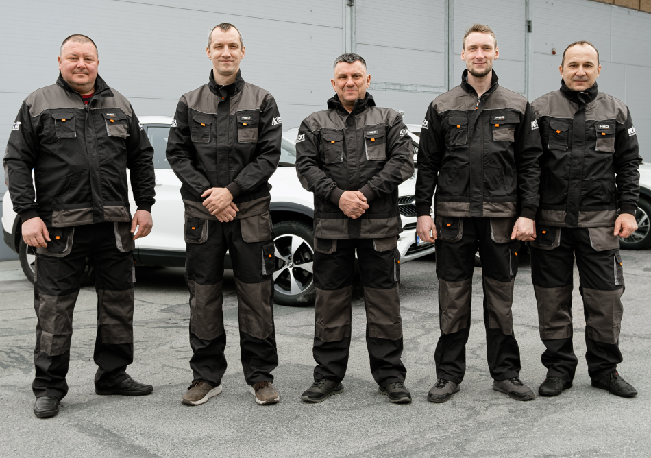 KDT machinery - tým profesionálů k Vaši dispozici