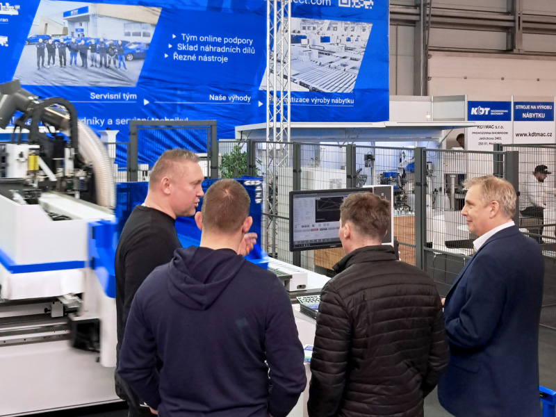 Stánok KDT Machinery na medzinárodnom veľtrhu Ligna Bohemia 2026